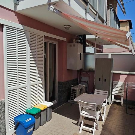 Casa Francesca: Un Mare Di Relax! Apartment Вентимиля Екстериор снимка